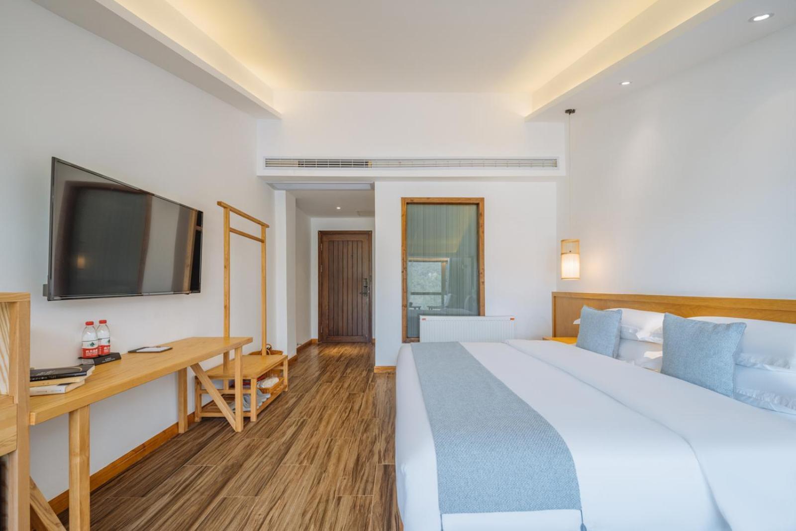 Hilltop House Resort Zhangjiajie Exterior photo