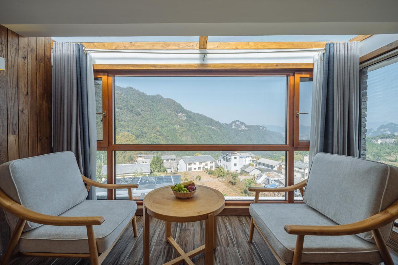 Hilltop House Resort Zhangjiajie Exterior photo