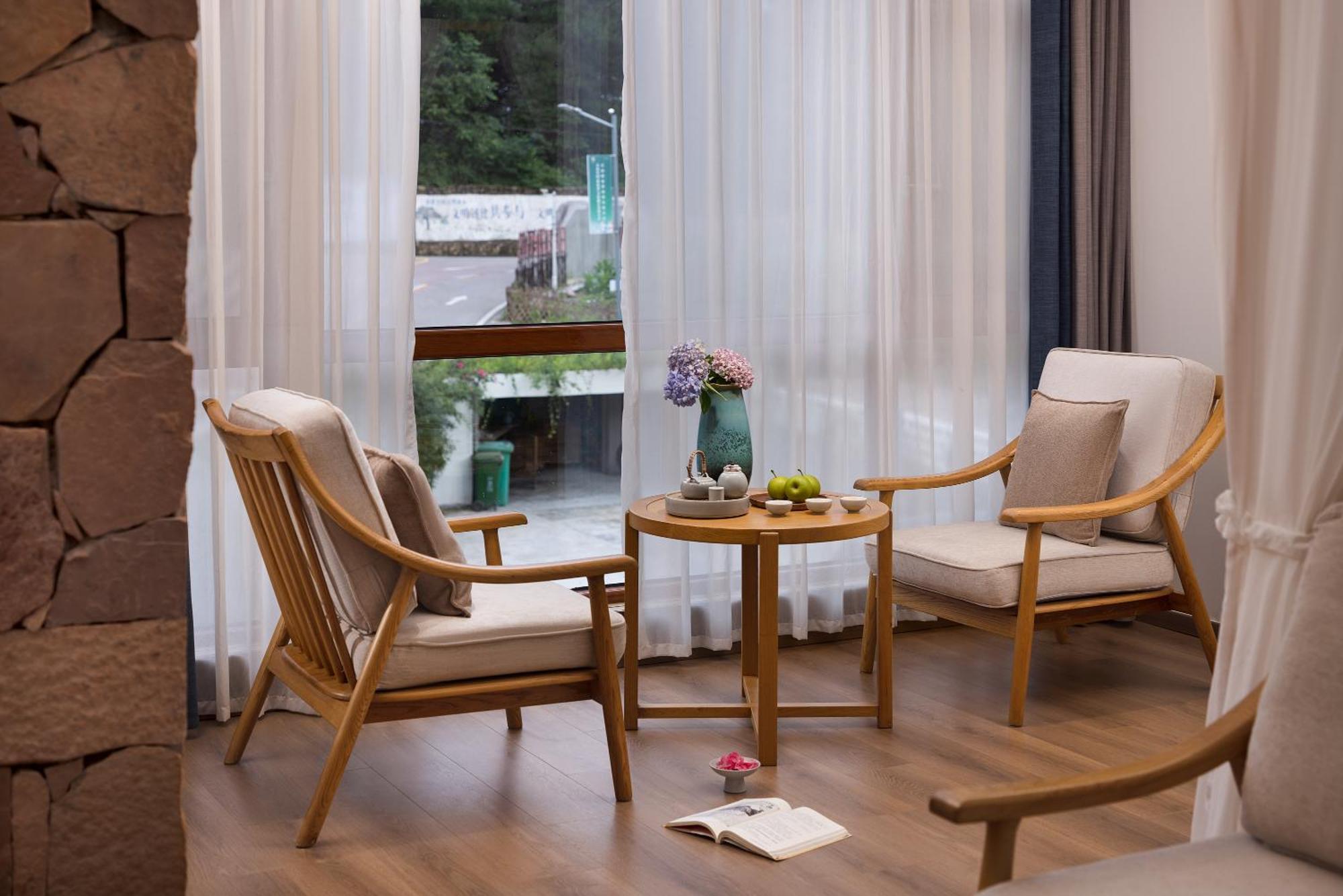 Hilltop House Resort Zhangjiajie Exterior photo